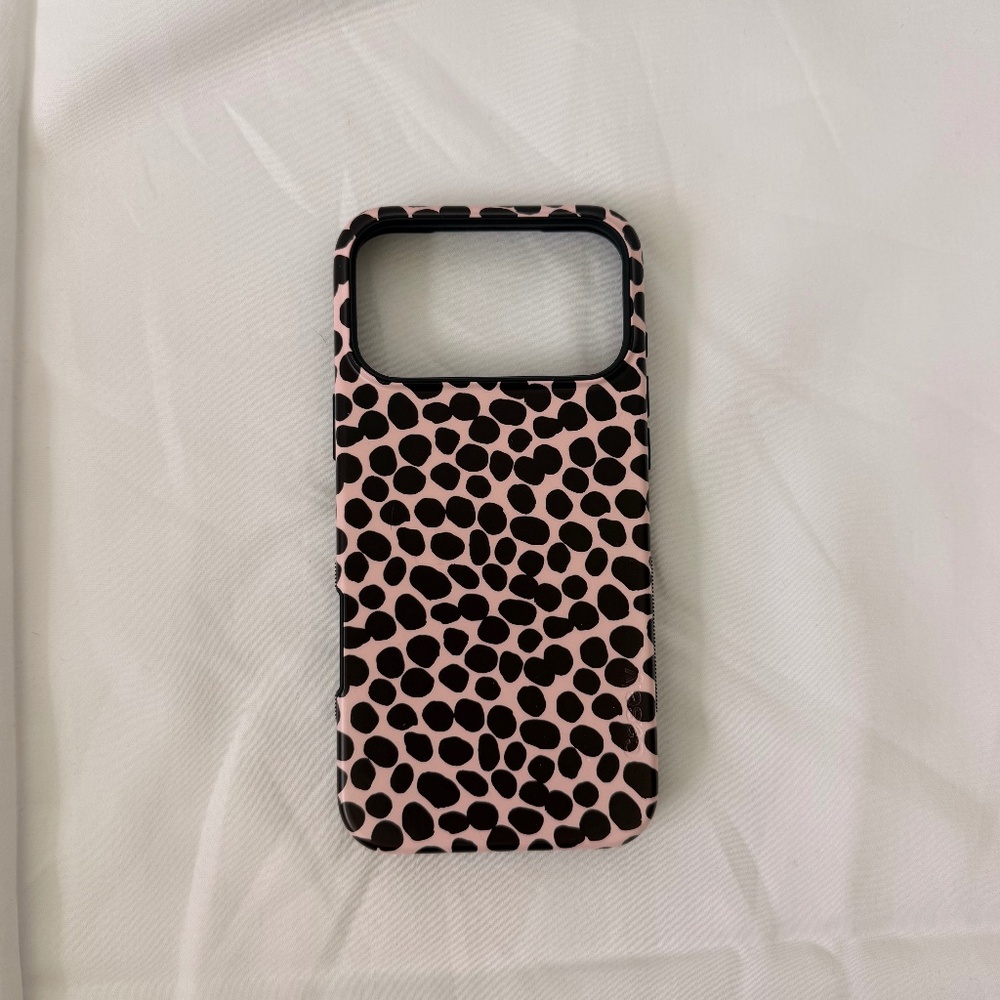 Casely iPhone 17 Pro Max Case Black Pink Dalmatian Spot MagSafe Protective Cover